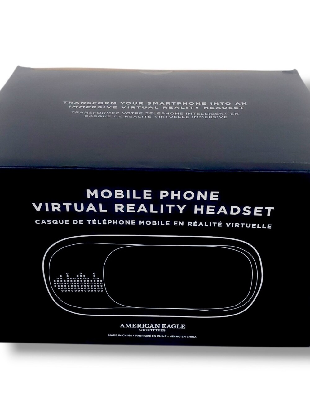 American Eagle Outfitters Mobile Phone Virtual Reality Headset New in box. New